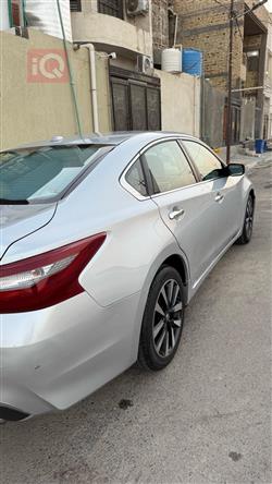 نيسان ألتيما